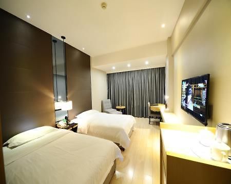 Super 8 Guangzhou Railyway Station Hotel Exterior photo